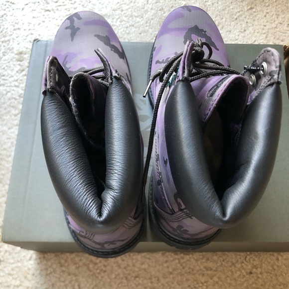 Timberland 6” IRIDESCENT WATERPROOF BOOT IN BLACK CAMO matte leather & metallic - Picture 10 of 14